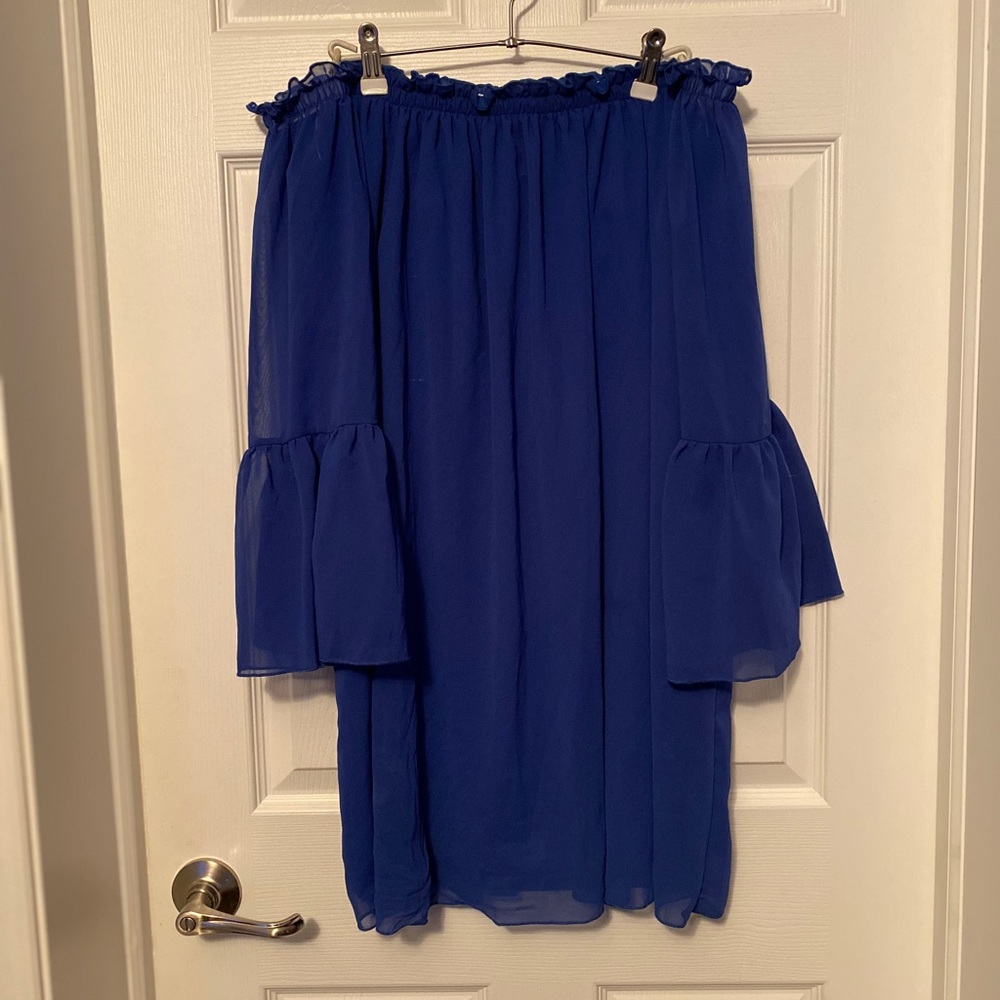 bell sleeve dress